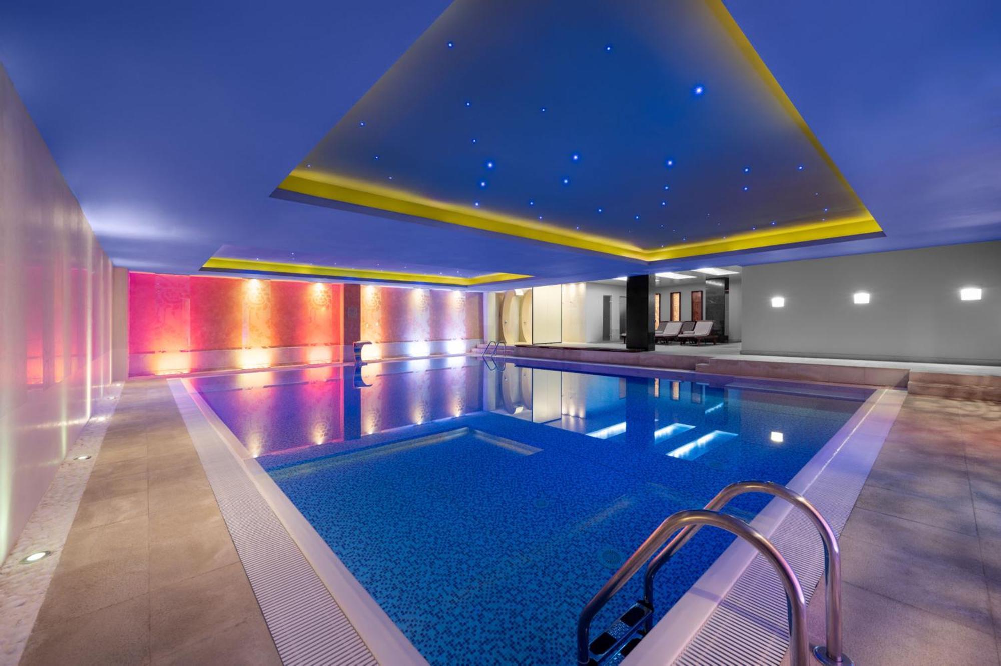 Movenpick Hotel Sarajevo Luaran gambar