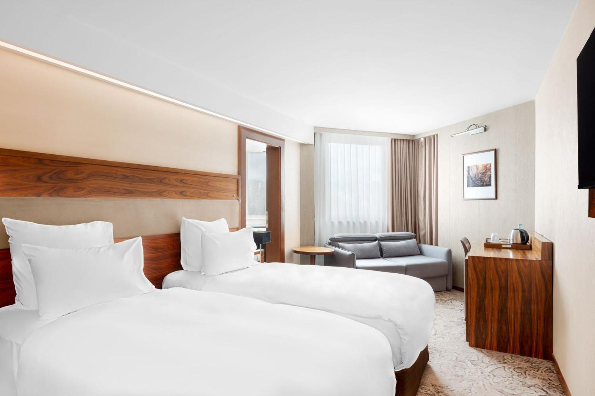 Movenpick Hotel Sarajevo Luaran gambar